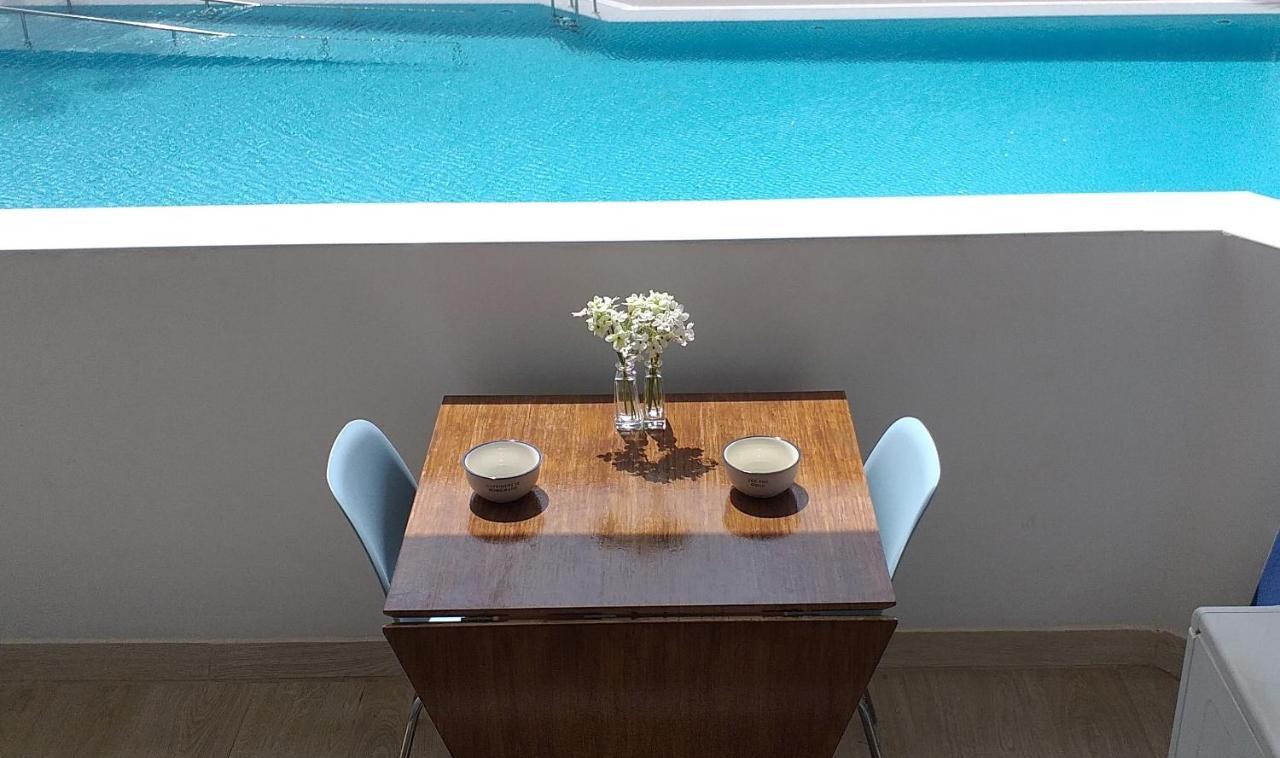 Spotless South Facing Apartment With Pool View And Wifi Heart Of Las Americas Playa de las Americas (Tenerife) Exterior photo